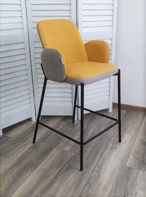 Полубарный стул NYX (H=65cm) VF106 желтый / VF120 серый М-City в Заречном - zarechnyy.mebel-74.com | фото